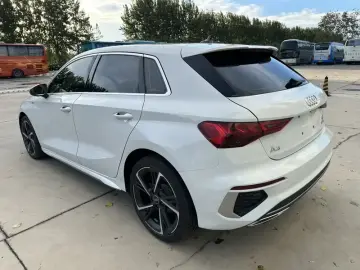 2024 Audi A3 с пробегом 14 000 км
