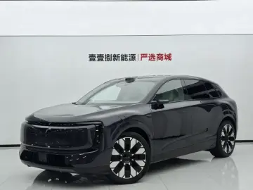 Audi E7X