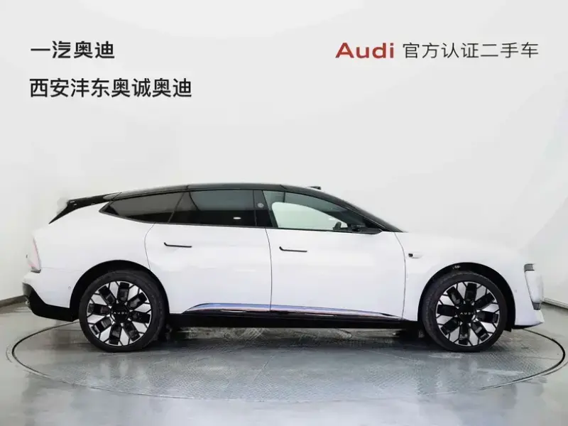 2026 Audi E5 с пробегом 23 000 км