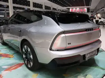2026 Audi E5 с пробегом 9 000 км