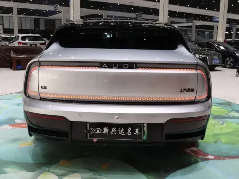2026 Audi E5 с пробегом 9 000 км