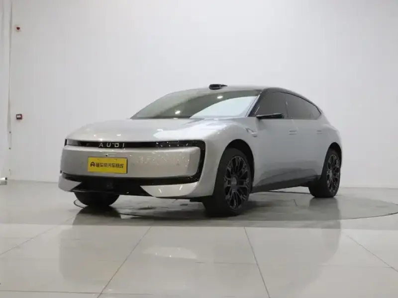 2026 Audi E5 с пробегом 10 700 км