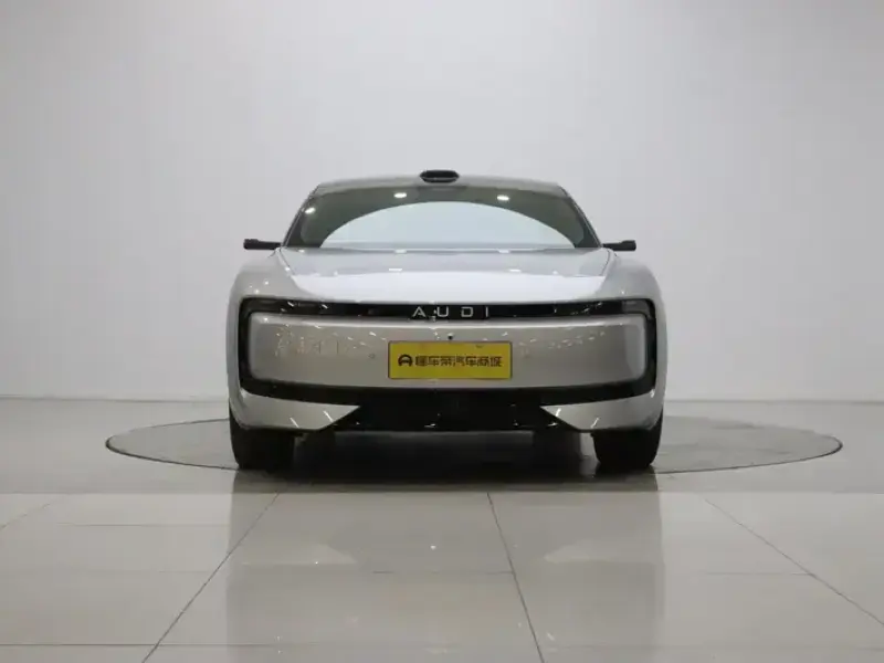 2026 Audi E5 с пробегом 10 700 км