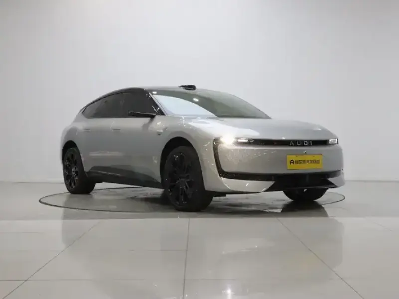 2026 Audi E5 с пробегом 10 700 км