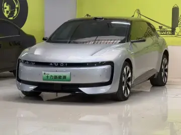 2026 Audi E5 с пробегом 20 000 км