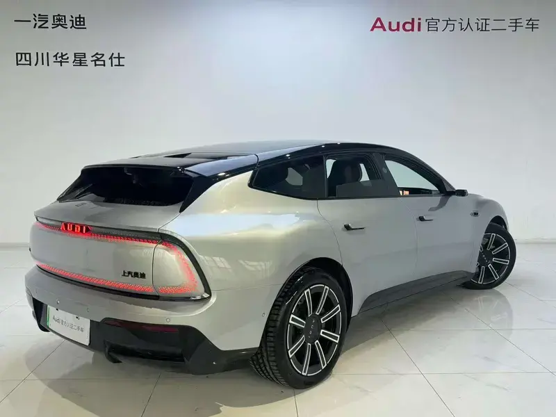 2026 Audi E5 с пробегом 19 000 км