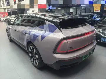 2026 Audi E5 с пробегом 10 000 км