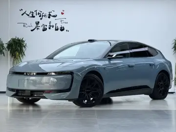 2026 Audi E5 с пробегом 3 000 км