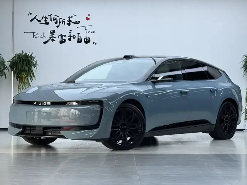 2026 Audi E5 с пробегом 3 000 км