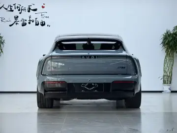 2026 Audi E5 с пробегом 3 000 км