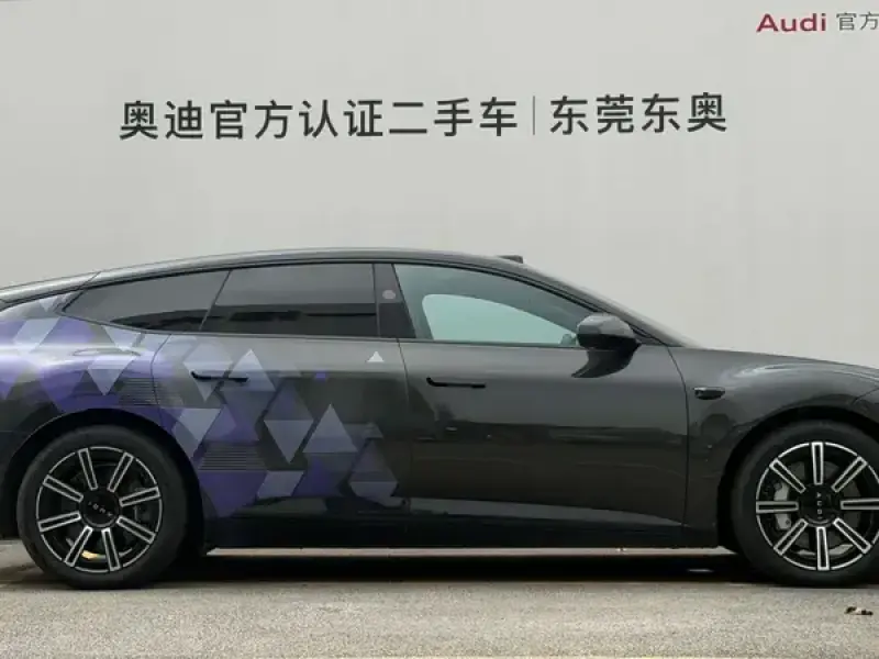 2026 Audi E5 с пробегом 8 400 км