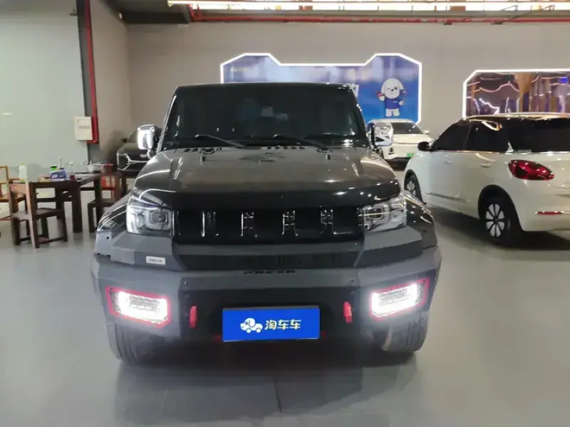 2020 BAIC BJ40 с пробегом 42 000 км