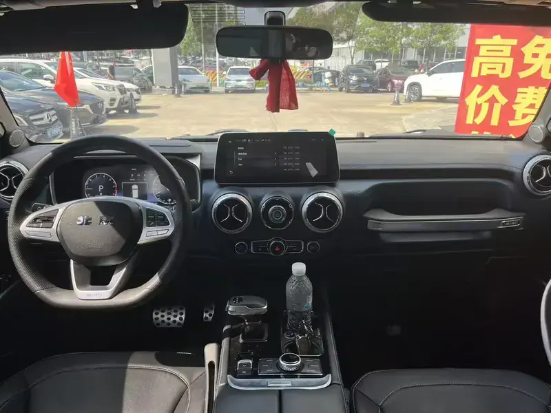 2020 BAIC BJ40 с пробегом 54 000 км