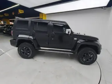 2023 BAIC BJ40 с пробегом 17 200 км