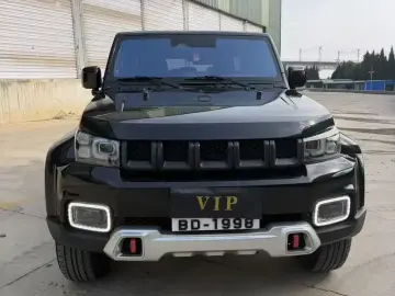 2020 BAIC BJ40 с пробегом 76 000 км