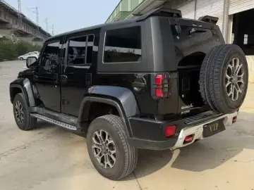 2020 BAIC BJ40 с пробегом 76 000 км