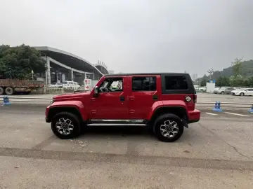 2019 BAIC BJ40 с пробегом 77 500 км