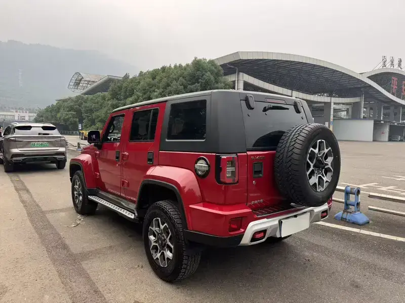 2019 BAIC BJ40 с пробегом 77 500 км