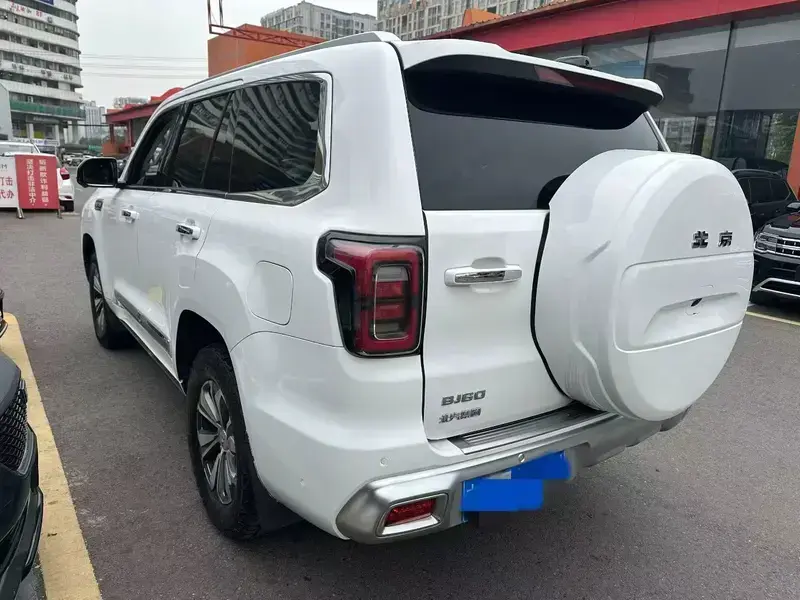 2022 BAIC BJ60 с пробегом 20 000 км
