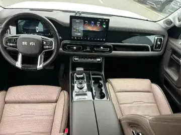 2022 BAIC BJ60 с пробегом 20 000 км