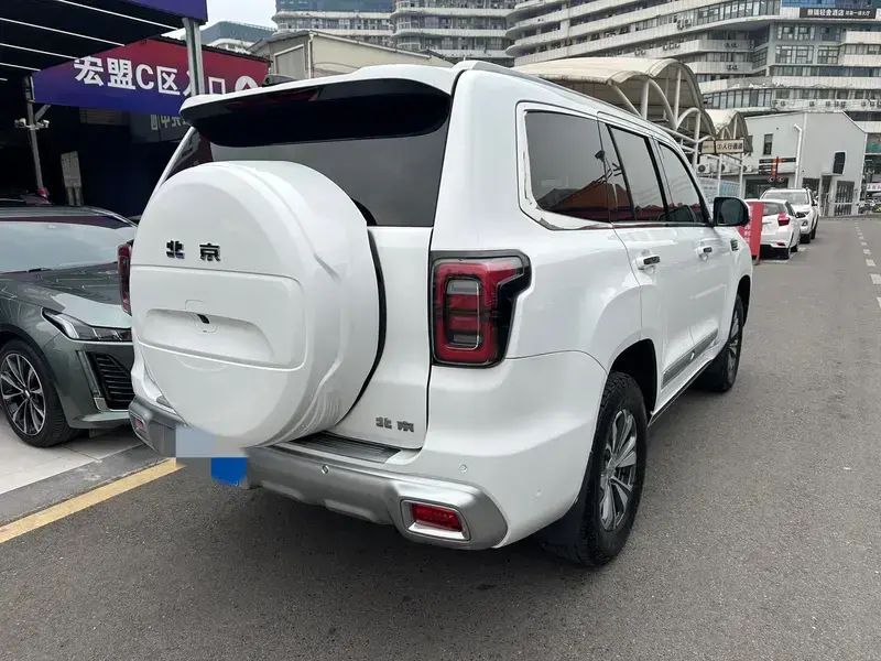 2022 BAIC BJ60 с пробегом 30 000 км