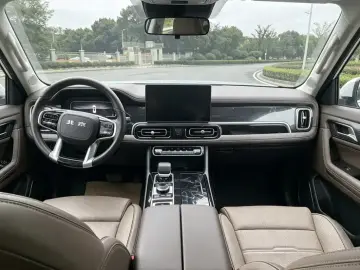 2022 BAIC BJ60 с пробегом 32 000 км