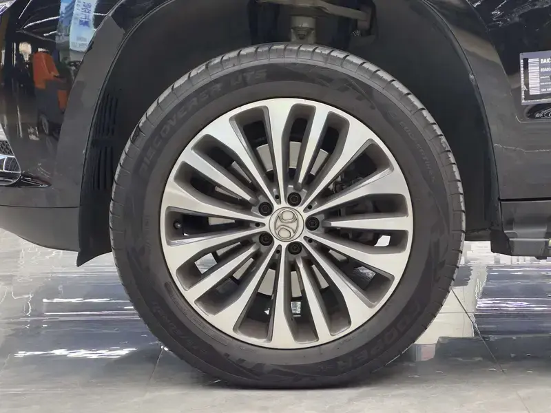 2021 BAIC BJ90 с пробегом 38 100 км