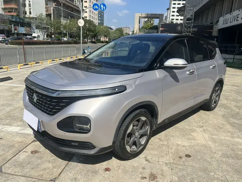 2019 Baojun RM-5 с пробегом 50 000 км