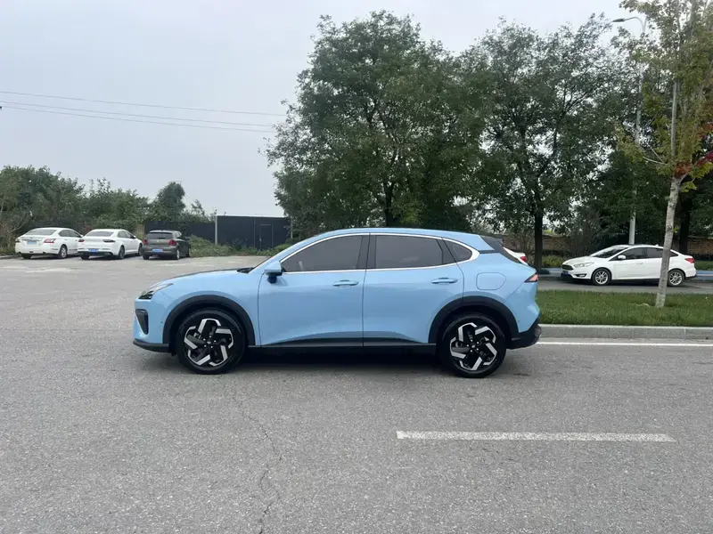 2024 Baojun Yunhai с пробегом 30 000 км