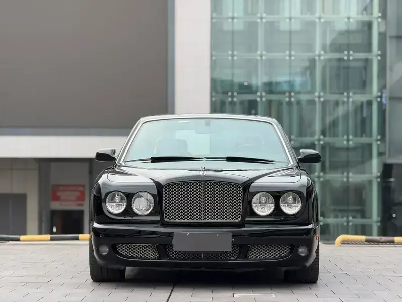 2009 Bentley Arnage с пробегом 40 000 км