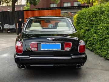 2009 Bentley Arnage с пробегом 80 000 км