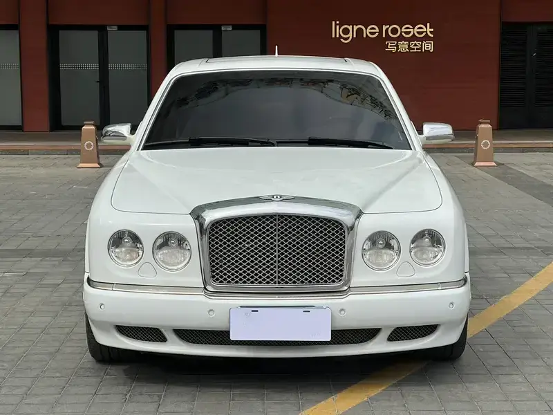 2004 Bentley Arnage с пробегом 22 000 км