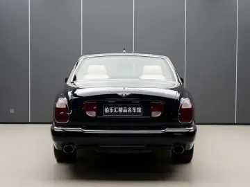 2005 Bentley Arnage с пробегом 70 000 км
