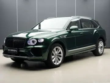 2025 Bentley Bentayga с пробегом 5 200 км