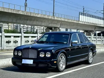 2005 Bentley Arnage с пробегом 50 000 км
