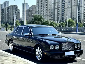 2005 Bentley Arnage с пробегом 50 000 км