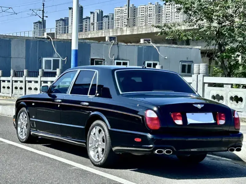 2005 Bentley Arnage с пробегом 50 000 км