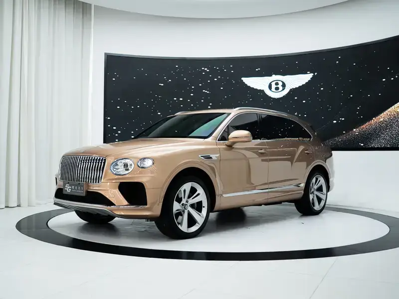 2024 Bentley Bentayga с пробегом 28 000 км