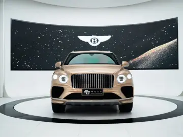 2024 Bentley Bentayga с пробегом 28 000 км