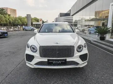 2022 Bentley Bentayga с пробегом 20 400 км