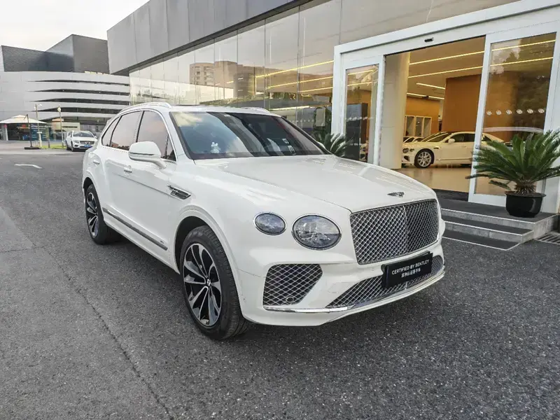 2022 Bentley Bentayga с пробегом 20 400 км