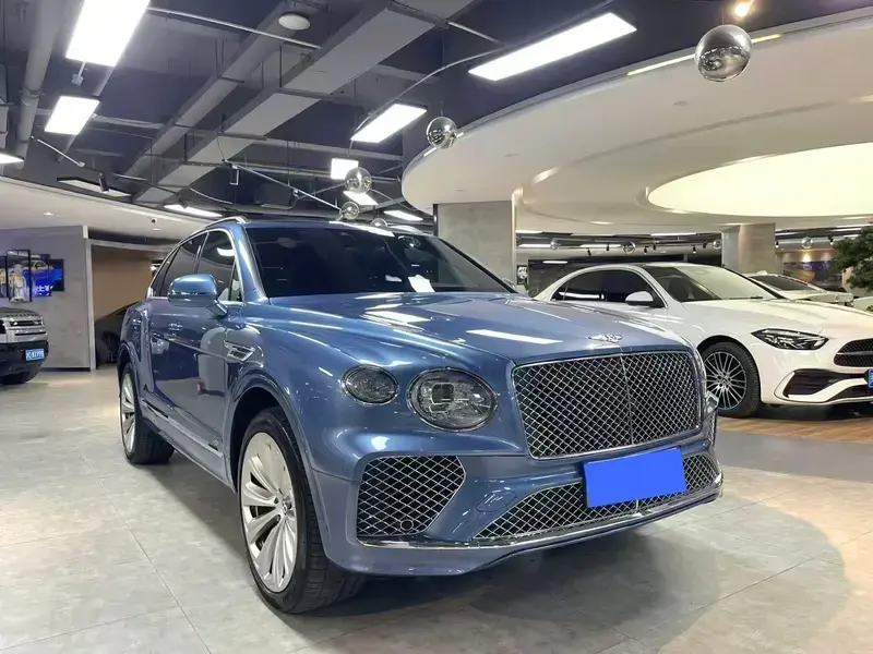 2021 Bentley Bentayga с пробегом 28 000 км