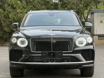2024 Bentley Bentayga с пробегом 1 000 км