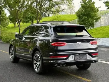 2021 Bentley Bentayga с пробегом 92 000 км