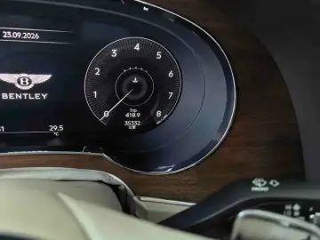 2023 Bentley Bentayga с пробегом 35 000 км