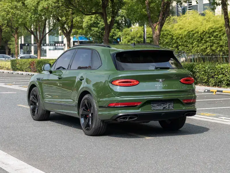 2022 Bentley Bentayga с пробегом 11 600 км