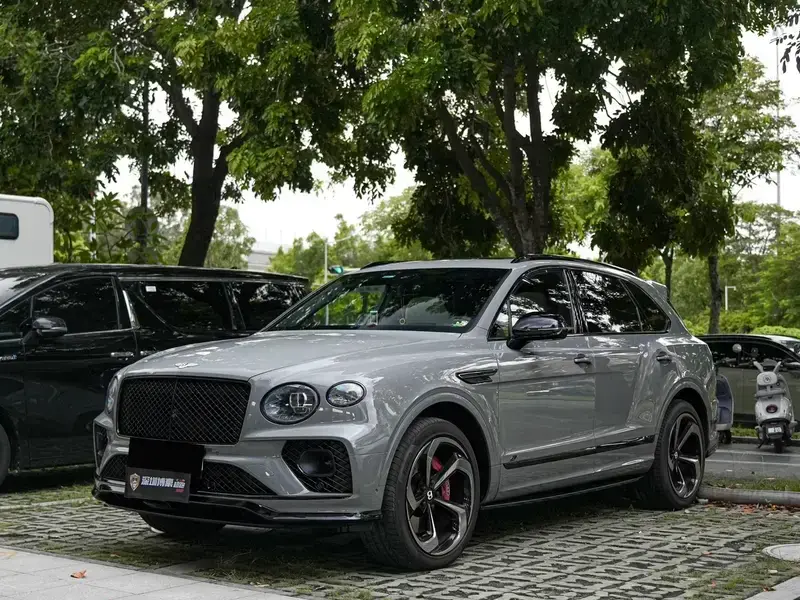 2022 Bentley Bentayga с пробегом 34 000 км