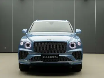 2022 Bentley Bentayga с пробегом 7 000 км