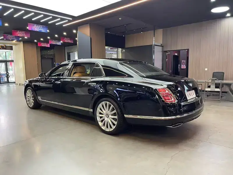 2017 Bentley Mulsanne с пробегом 75 000 км