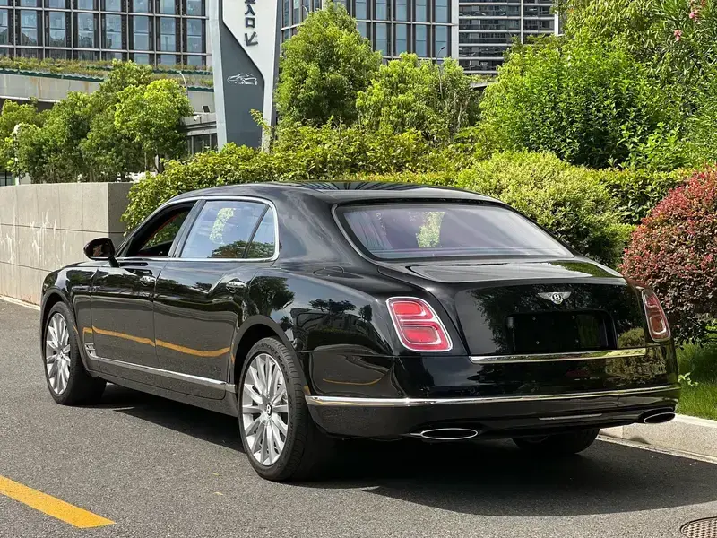2017 Bentley Mulsanne с пробегом 37 000 км